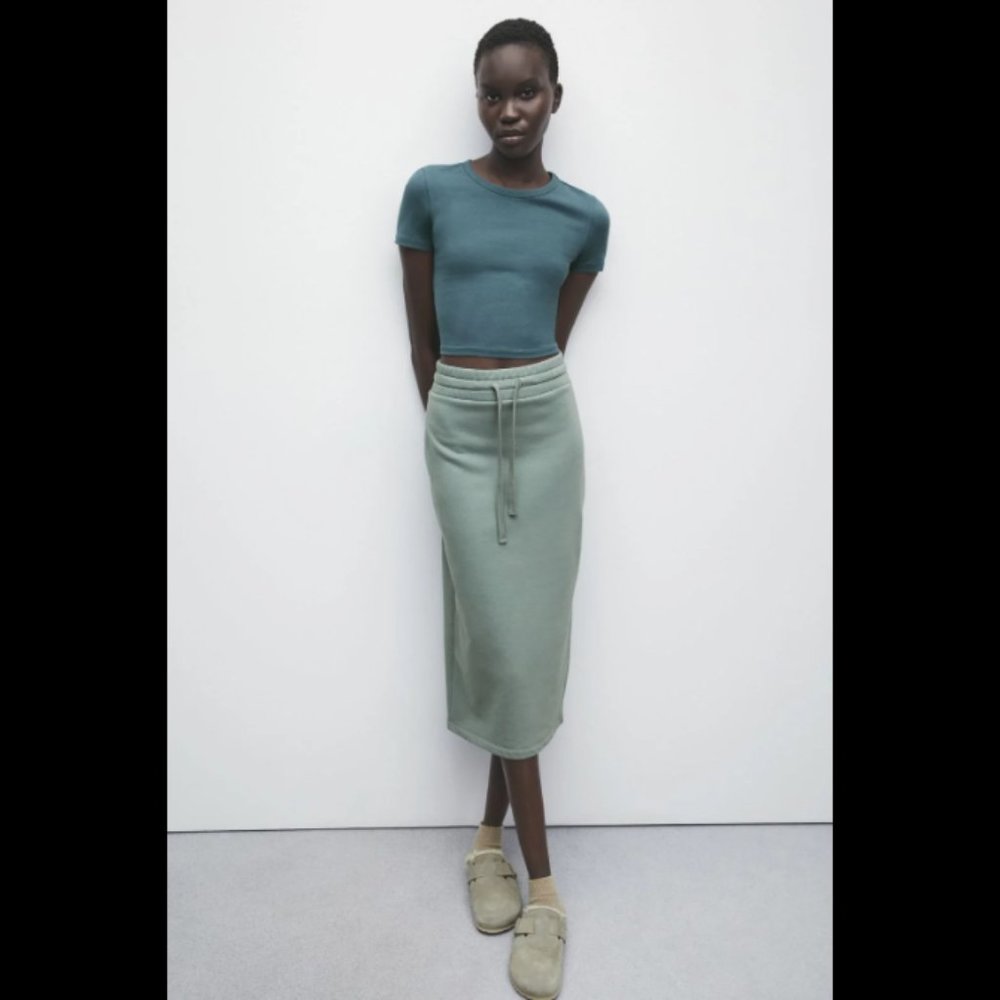 Zara Plush Skirt - Green